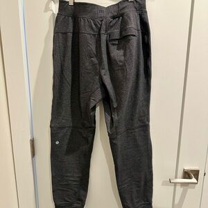 Lululemon Men's sweatpants in heather gray